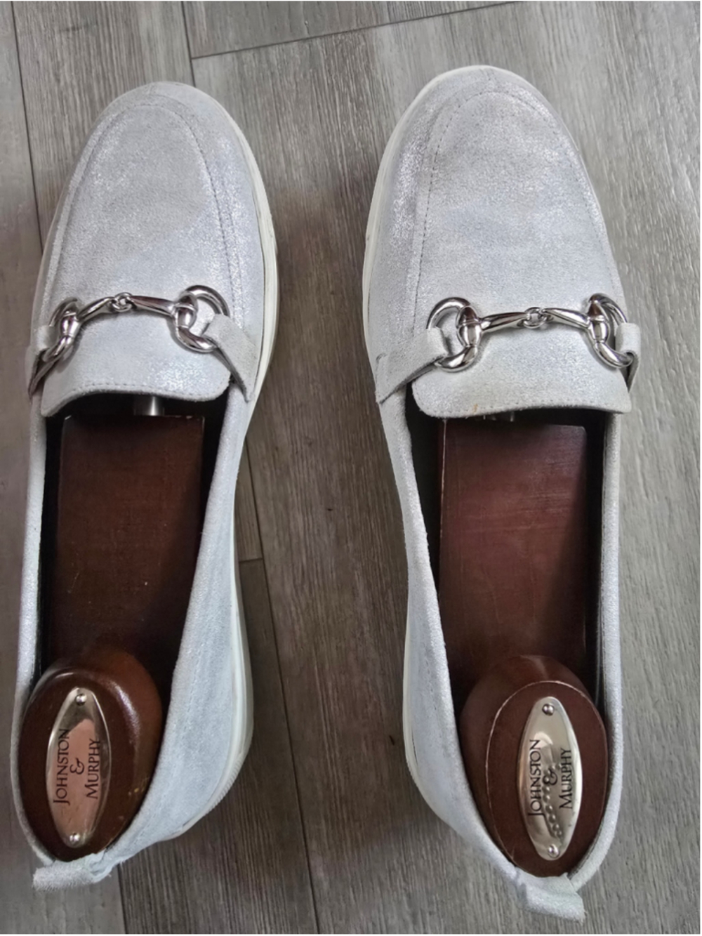 The FLEXX Sneak A Bit Silver Metallic Leather Loafers Womens Size 9.5